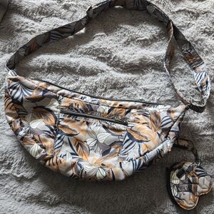 Lug Floral Crossbody Bag in Orange and Blue